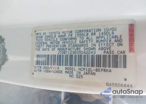 2003 Toyota Echo z USA, uszkodzony, nr VIN JTDBT123835042243